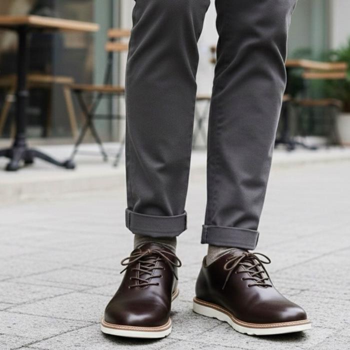 Larantuka Sepatu Derby Kulit dari Bajalan