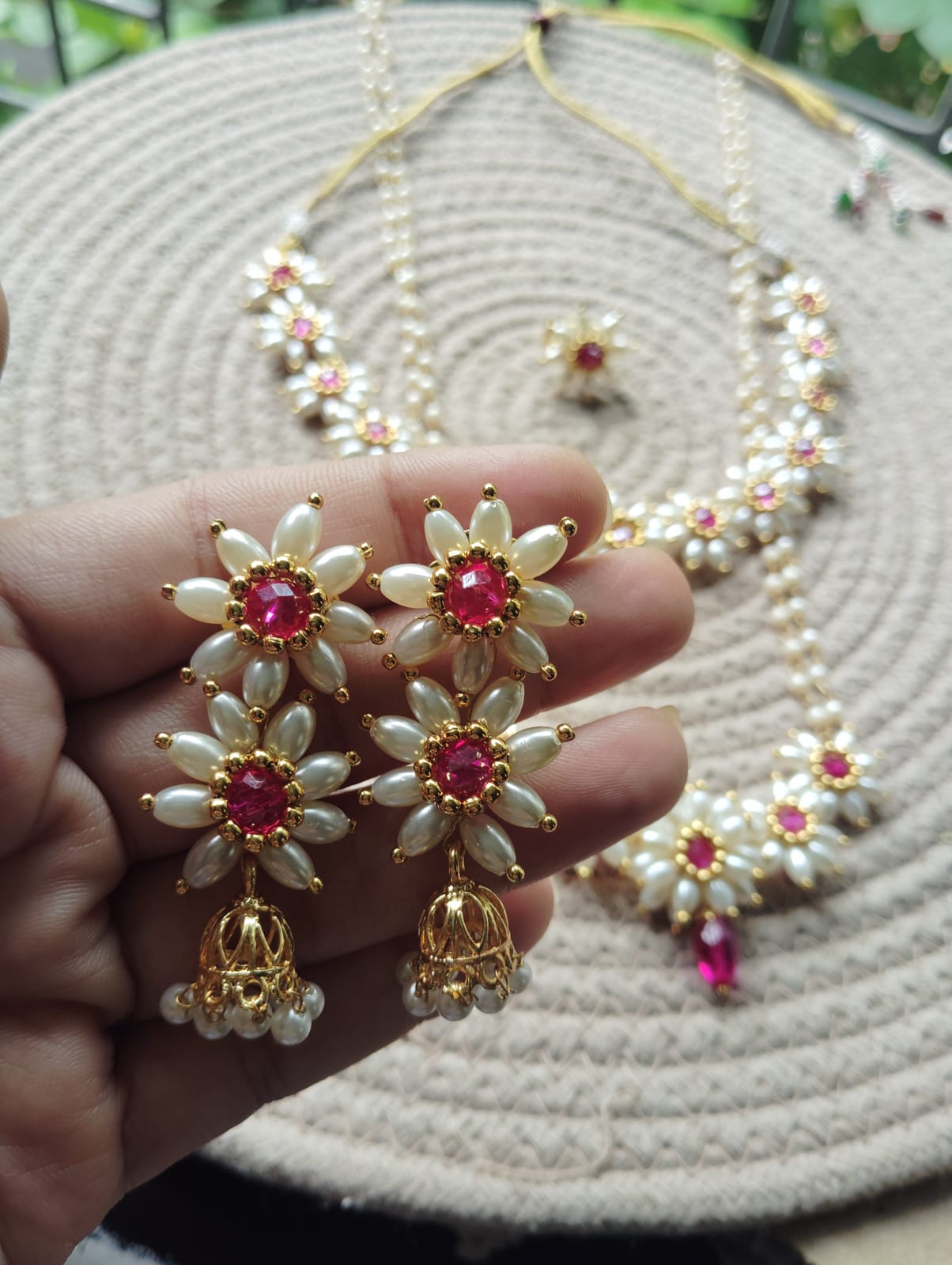 Parijatak Saaj – Traditional Pink Floral Pearl Collection
