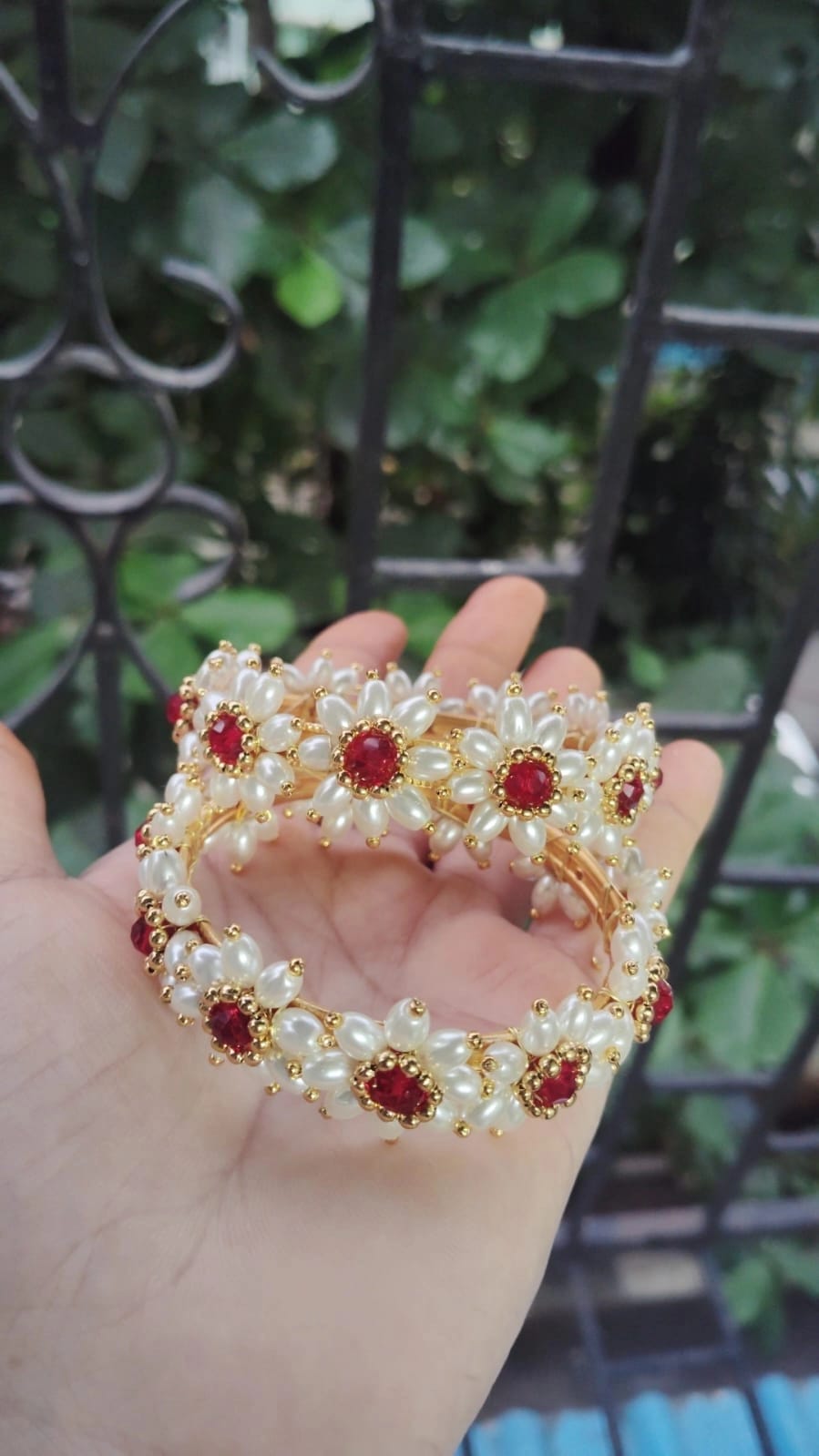 Parijatak Saaj Bangles – Red Floral Pearl Kadas