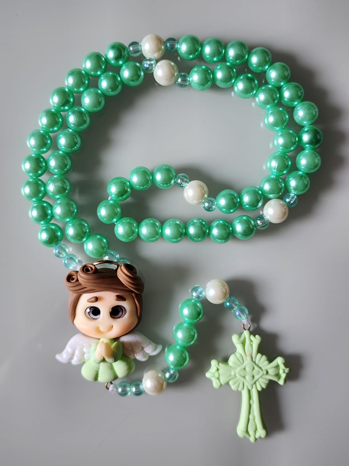 Terço biscuit anjinho