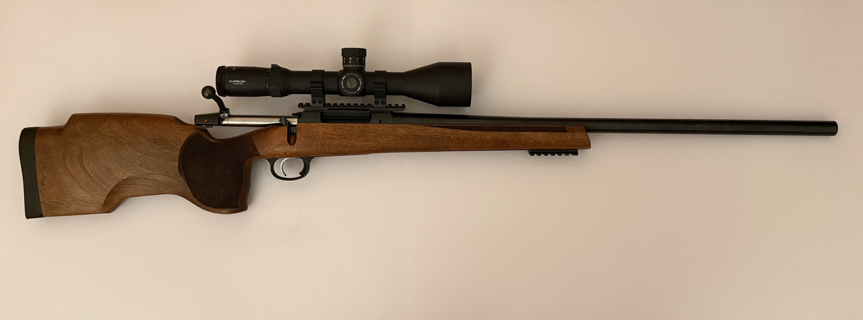 Paket Langwaffen 2 Zielfernrohr und Bipod, 100 m, Termine bitte über Kontakt abstimmen 