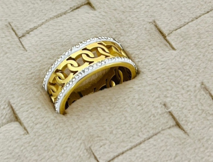 Gold Chain Design Ring