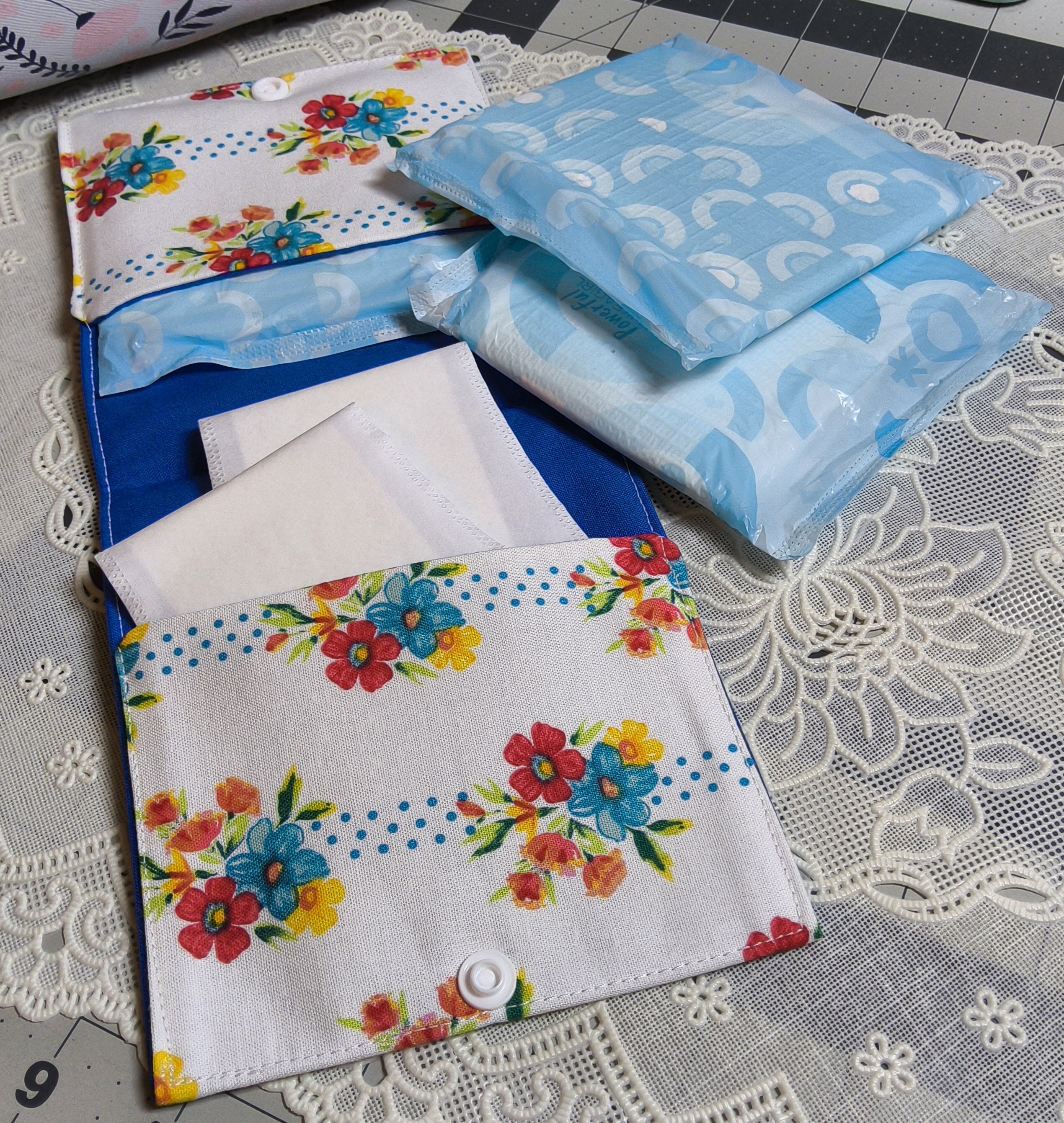 Sanitary Pads Holder