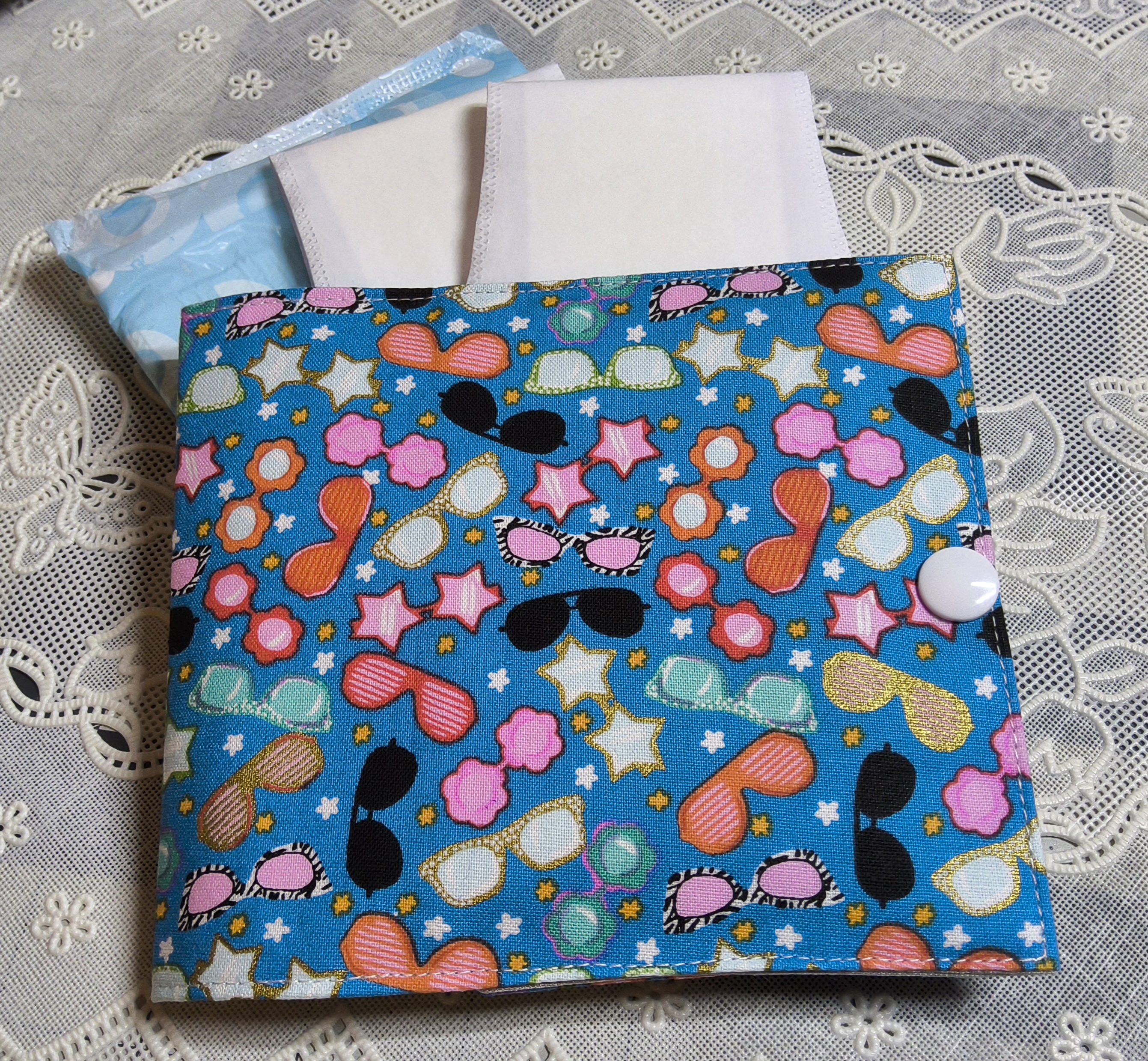 Sanitary Pads Holder