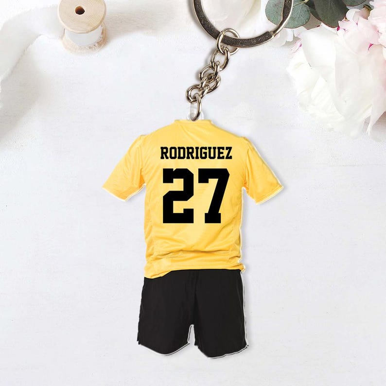 Personalized Soccer Jersey Keychain, Gift For Soccer Football Fans, Gift For Kids Sports, Sports Team Gift, Custom Keychain Gift For Kids