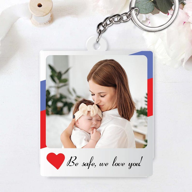 Personalized Photo Polaroid Keychain, Keyring Polaroid Any Image, Family Quote Gift, Family Message Gift, Idea First Acrylic Charm Gift
