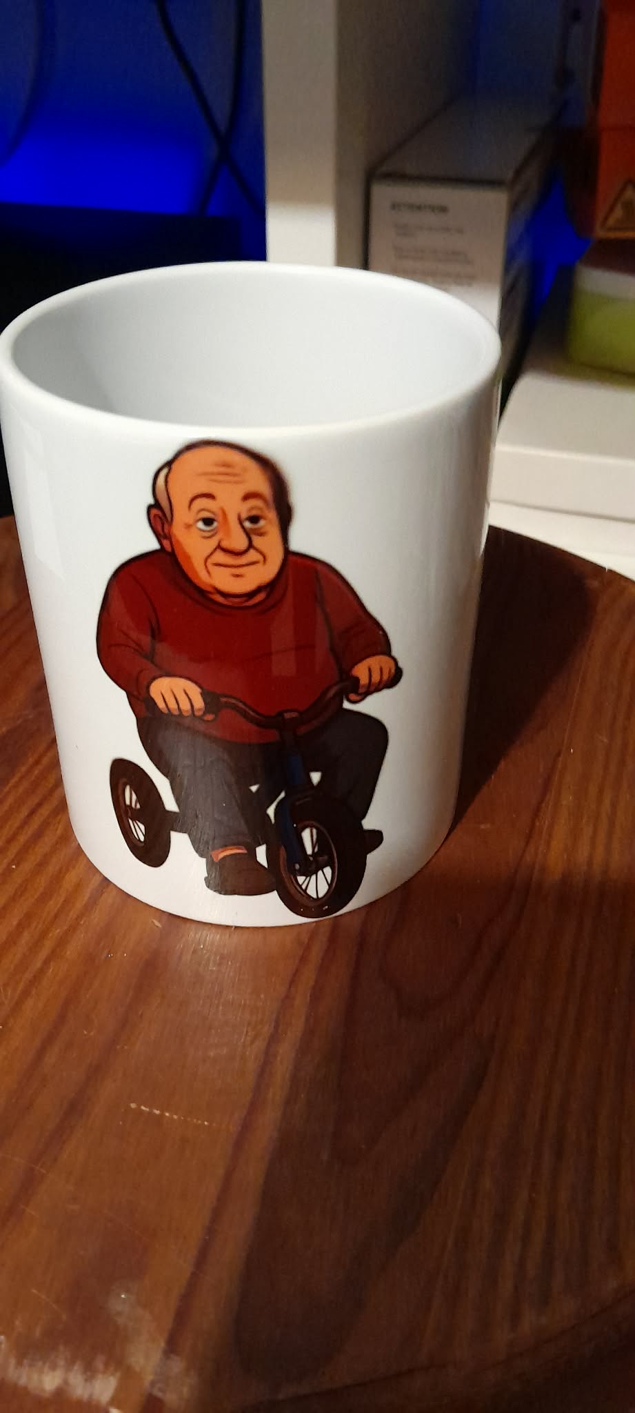 Caricature tasse