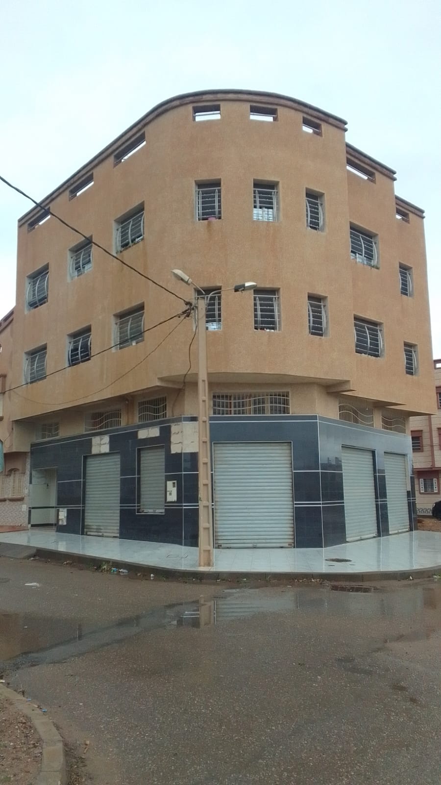 Maison à vendre 🏡 – 145 m² – Deux façades Oujda