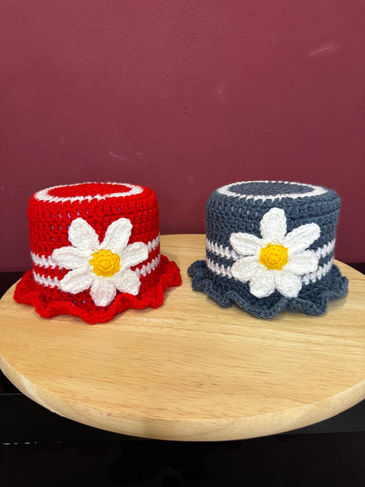 Klorollenhut - Blümchen - fröhliche WC-Deko, gehäkelt & handmade