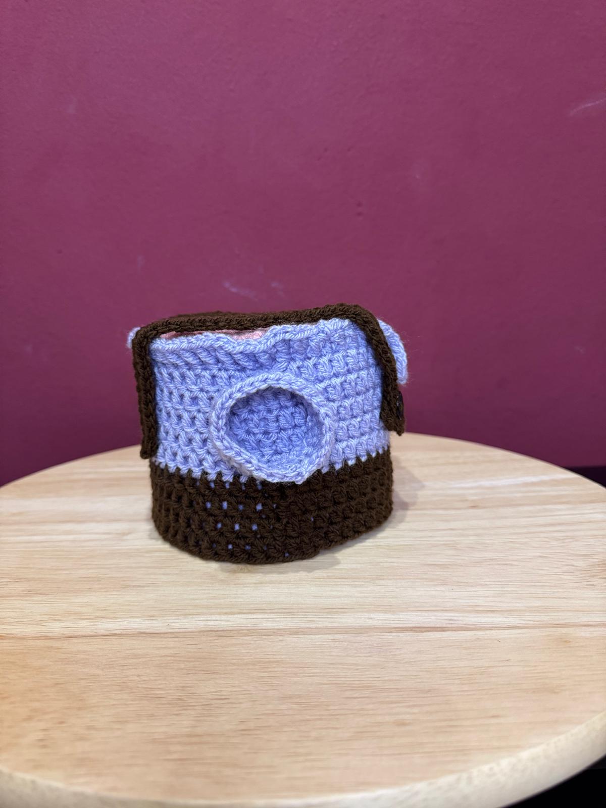 Klorollenhut - Tracht – lustige WC-Deko, gehäkelt & handmade