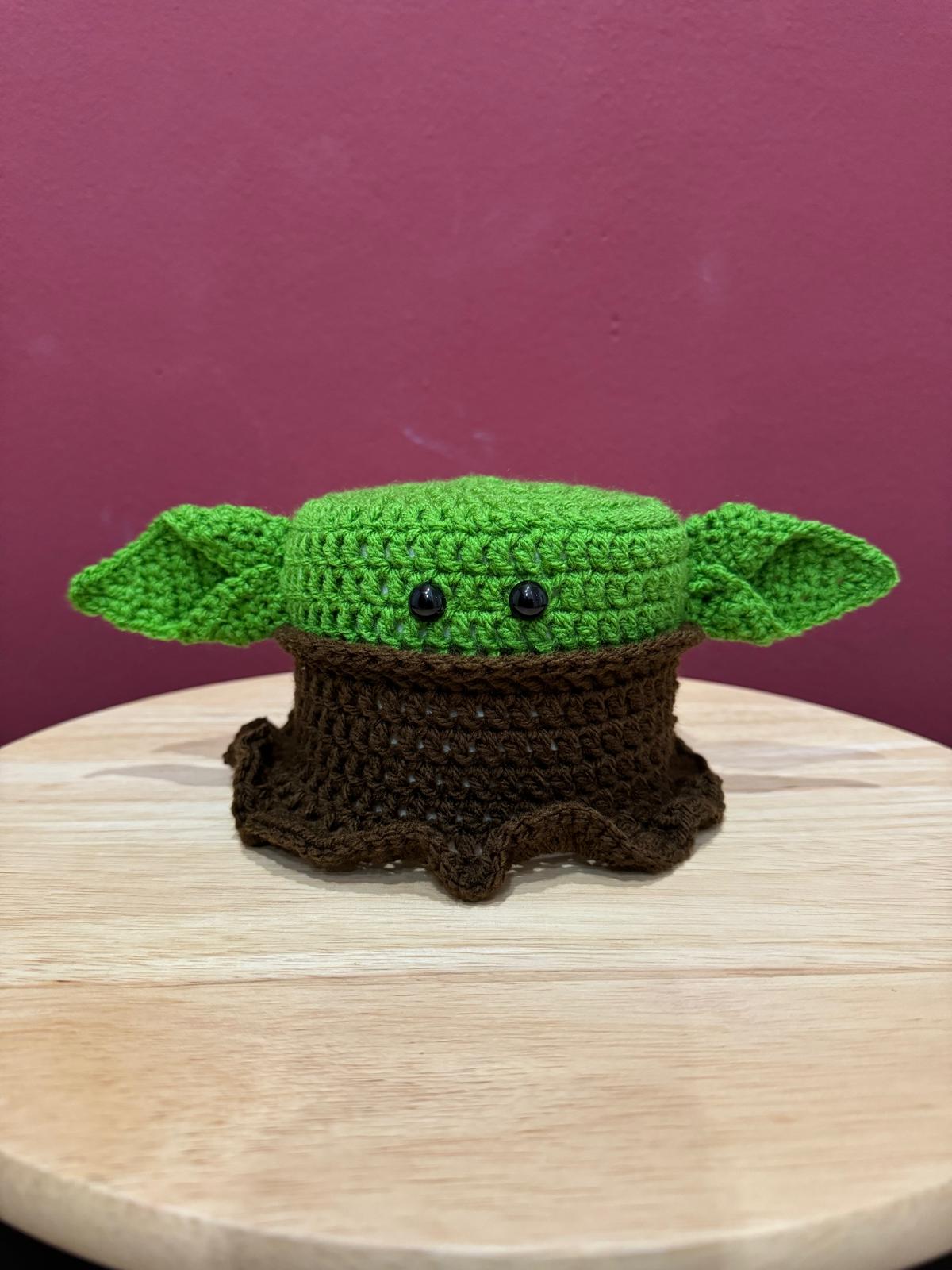 Klorollenhut - Meister Yo(g)a grüne Weltraum WC-Deko, gehäkelt & handmade