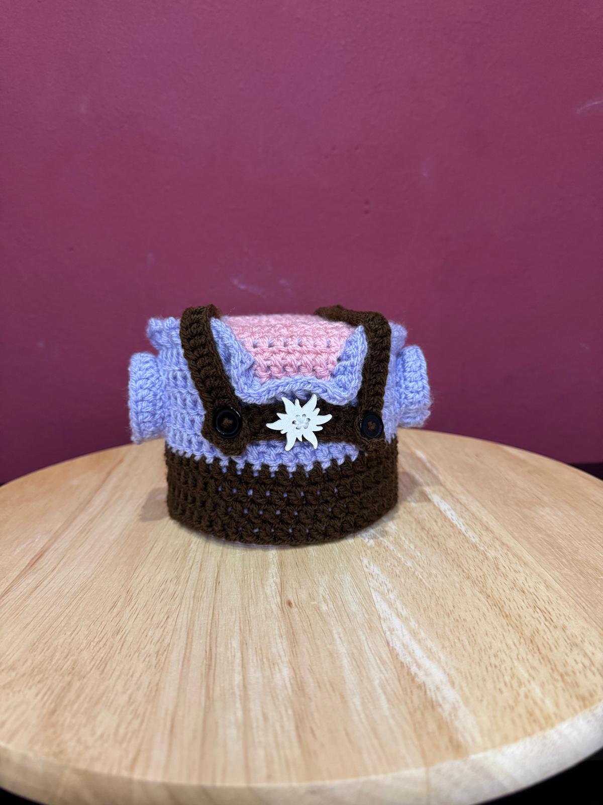 Klorollenhut - Tracht – lustige WC-Deko, gehäkelt & handmade