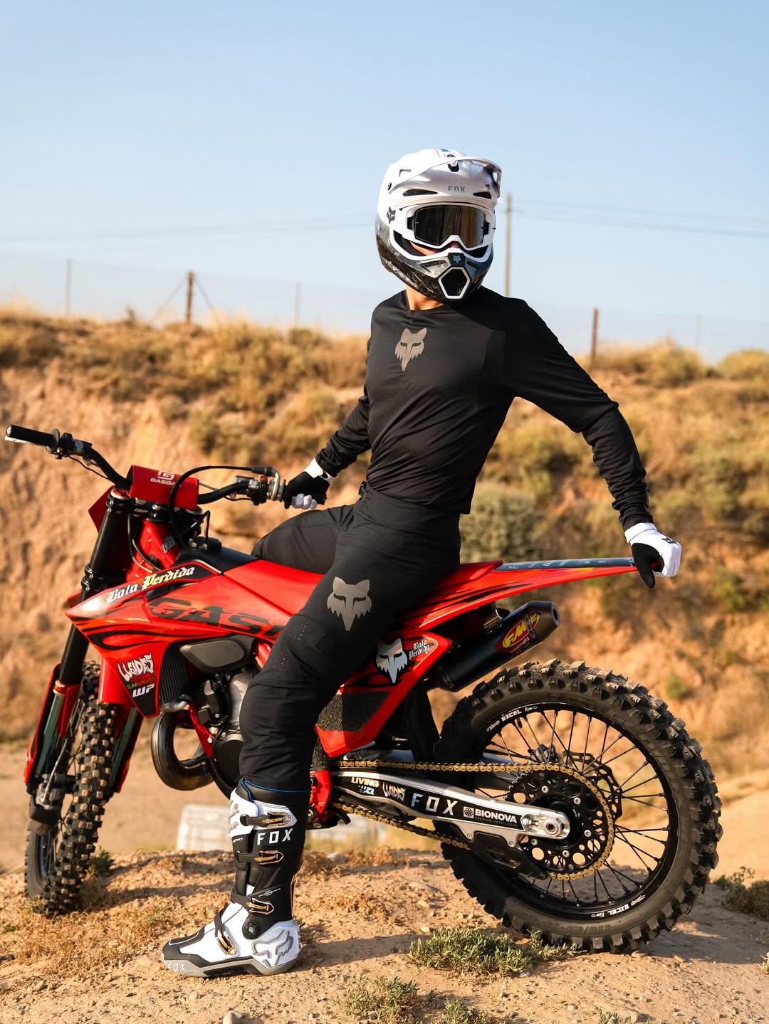 Buzo Fox x Supreme MX