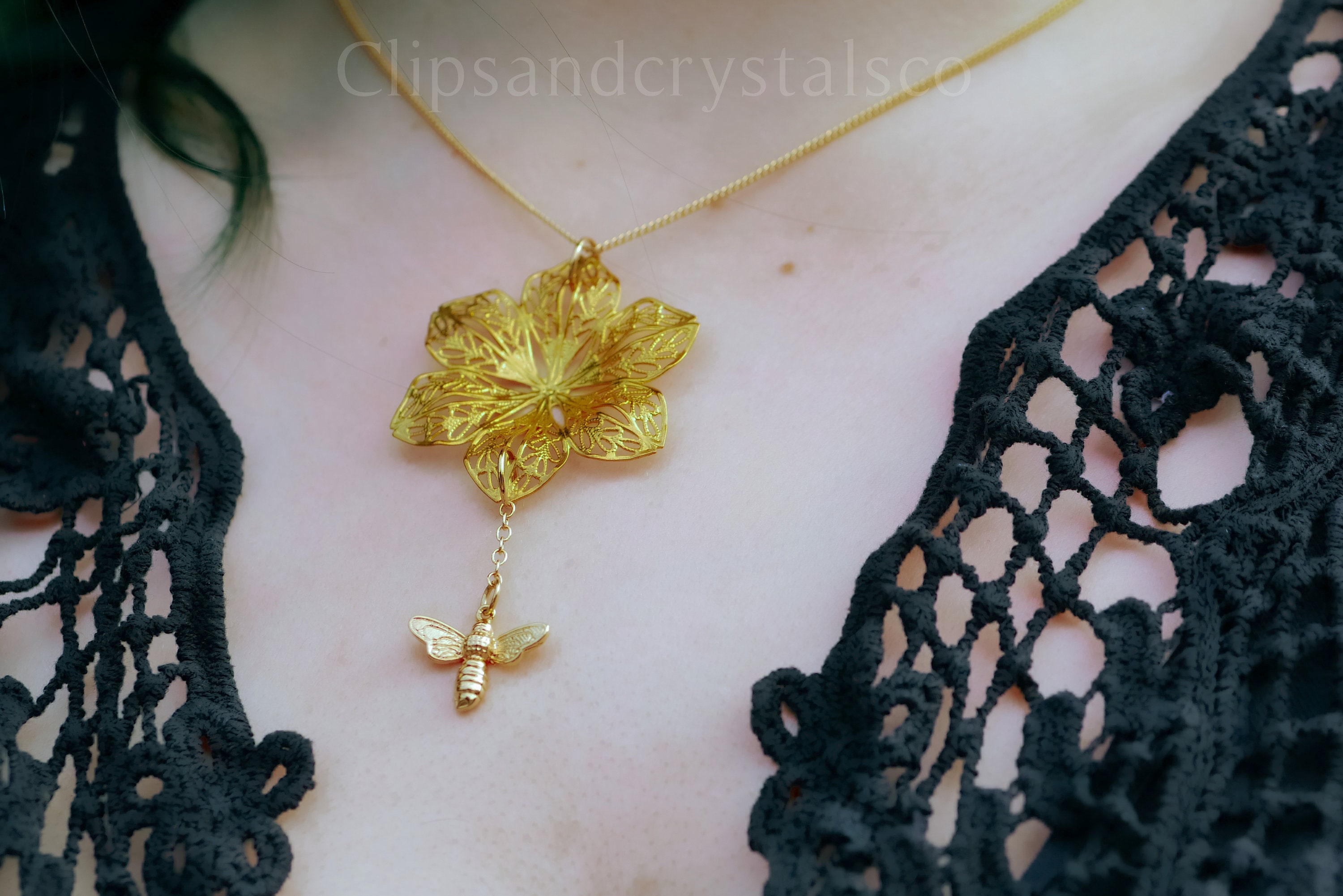 Gold Flower Necklace With Bee