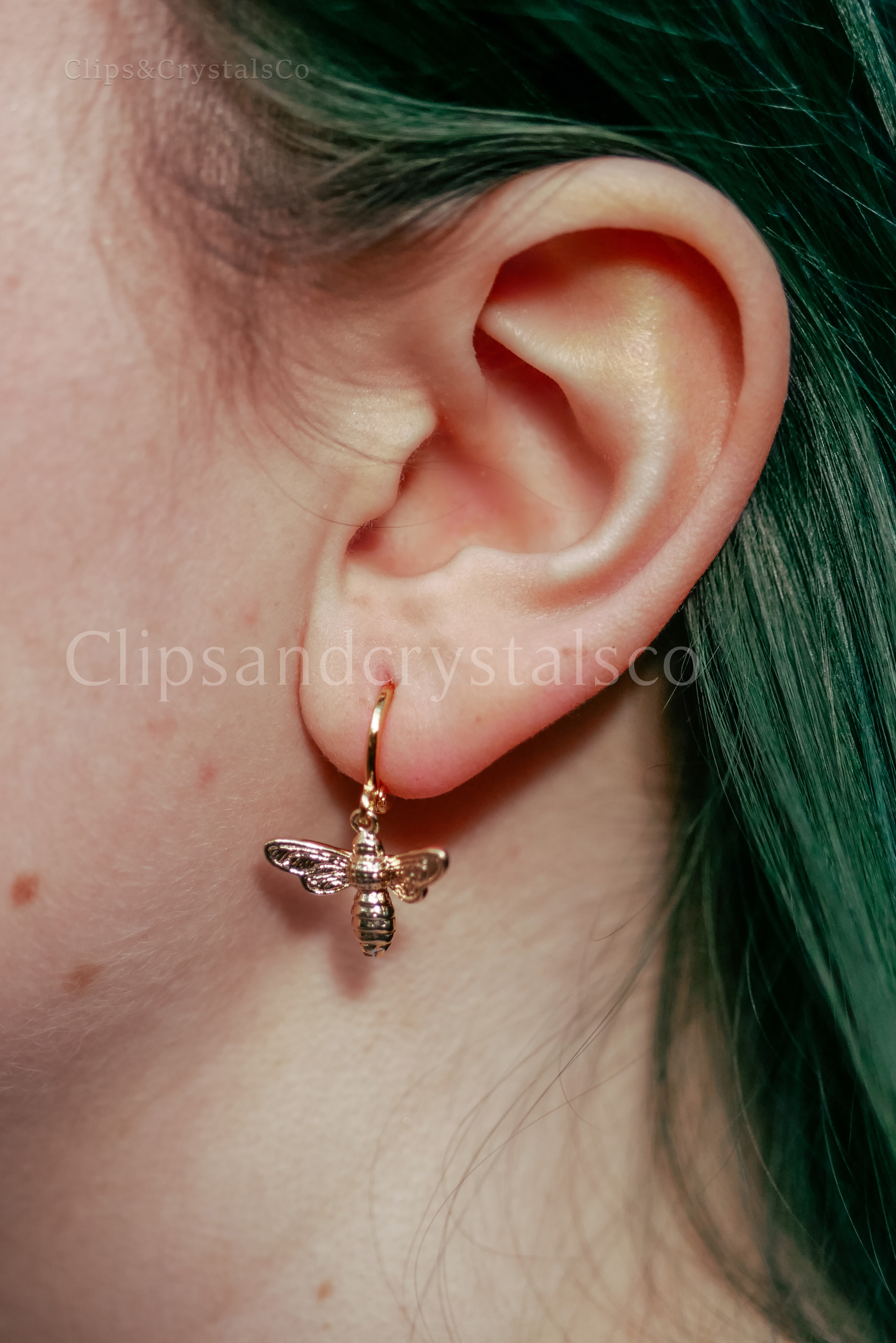 Dainty Gold Bee Dangle Huggies