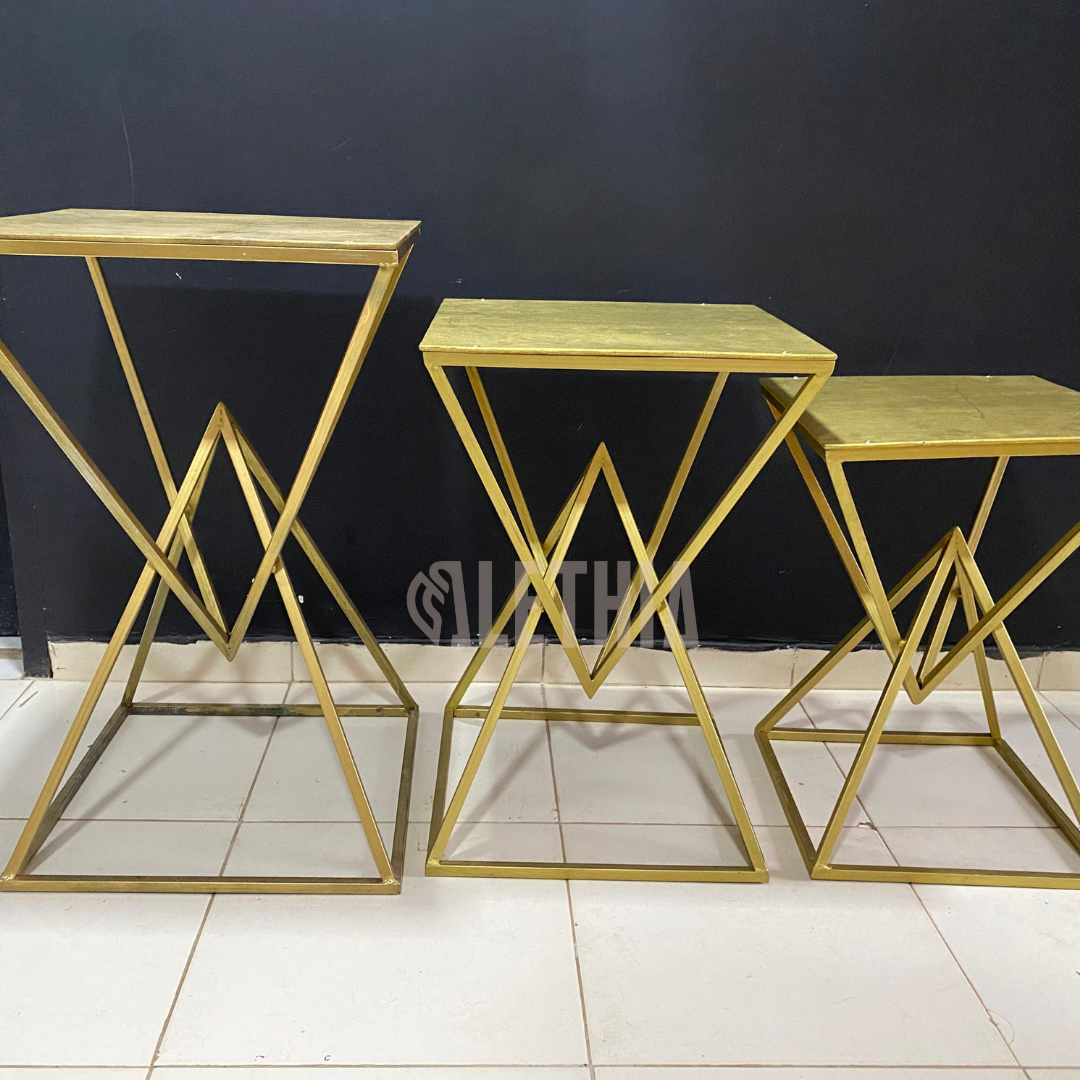 Trio de mesa piramide