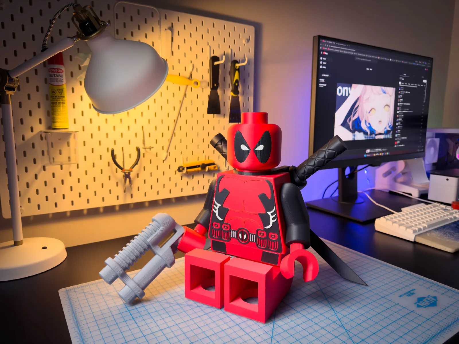 Figura grande de Deadpool tipo Lego