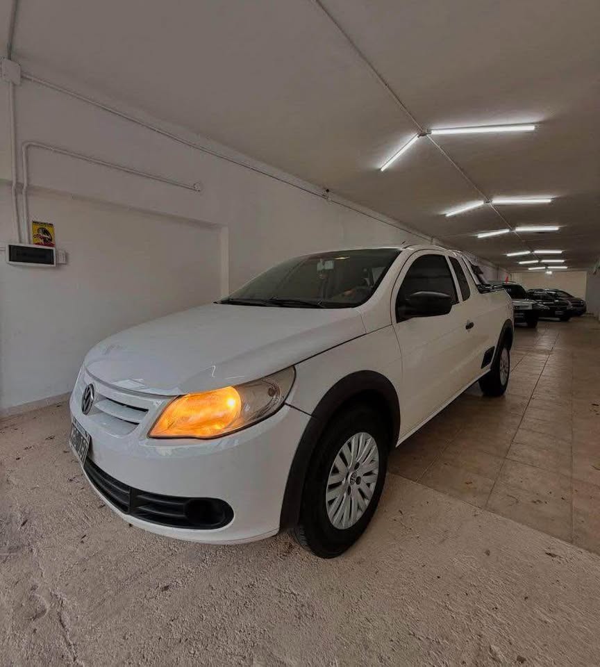 VOLKSWAGEN SAVEIRO 1.6 NAFTA/GNC mod 2013