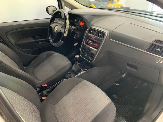 Fiat Punto Attractive 2012 1.4 con GNC