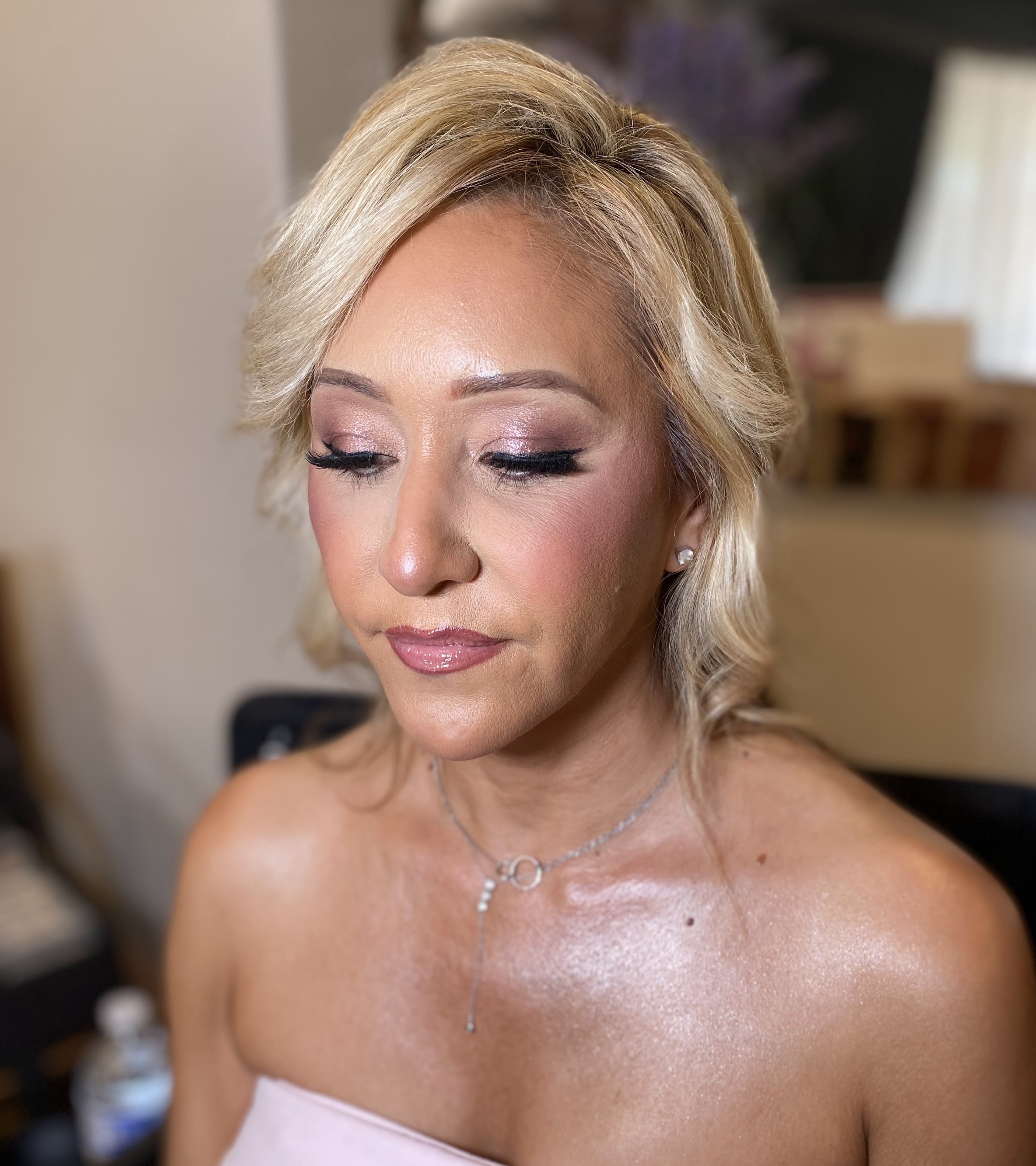   Group Makeup Or Hairstyling Services On Three Or More Clients $180 per service/ Or $350 Both Hair & Makeup/Please Read.