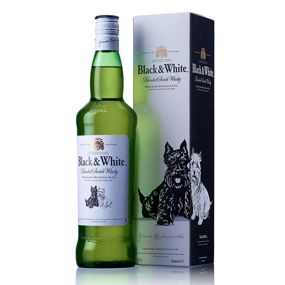 Black & White Blended Scotch Whisky 750 mL