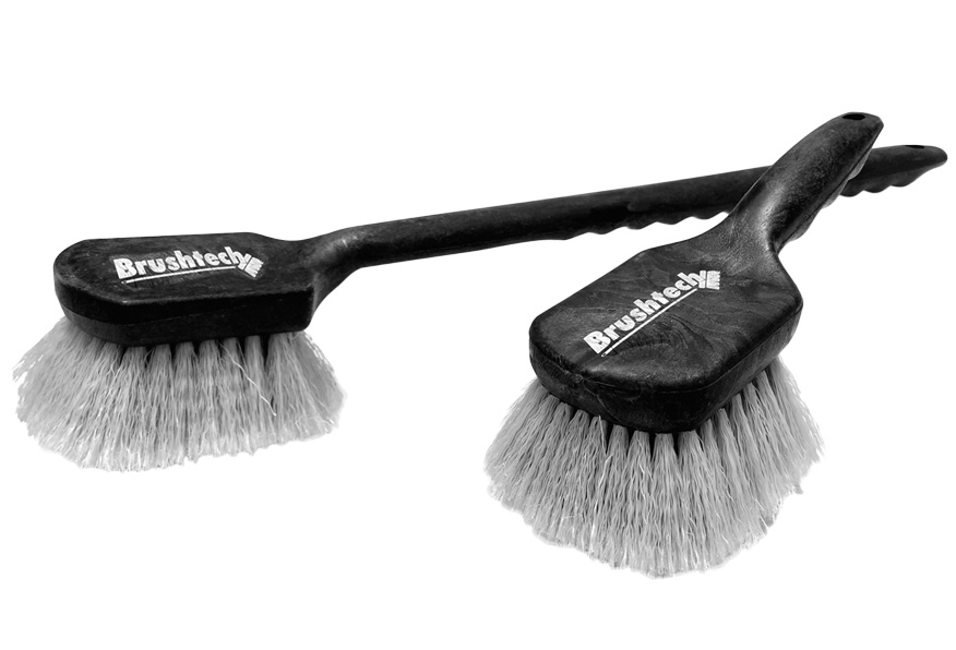 Escobeta Corta en PVC El Castor 3105