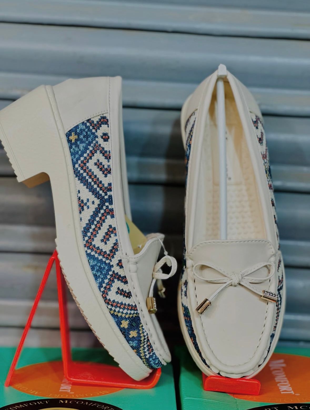 Embroidered Women's Loafers