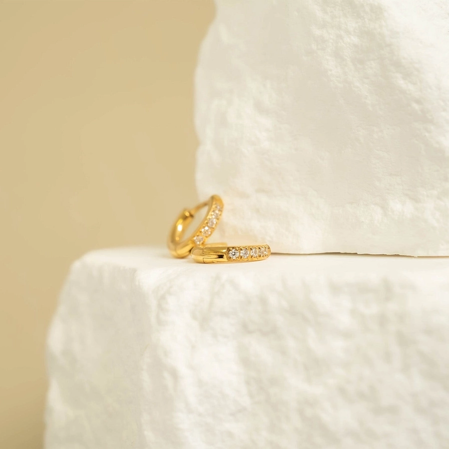 18K aukso PVD nerūdijančio plieno CZ mini hoop auskarai