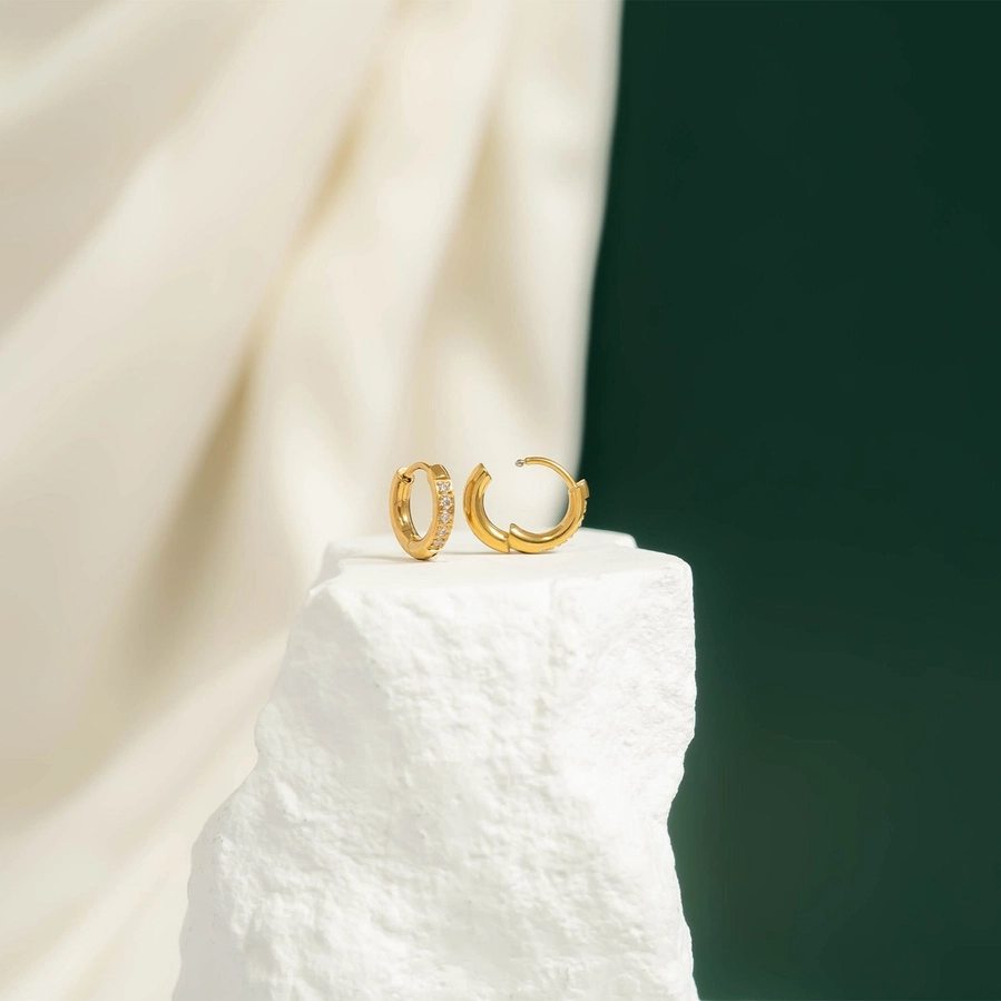 18K aukso PVD nerūdijančio plieno CZ mini hoop auskarai