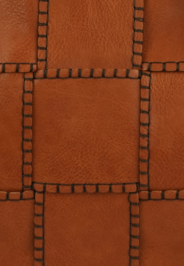 Unikali pynimo rašto rankinė