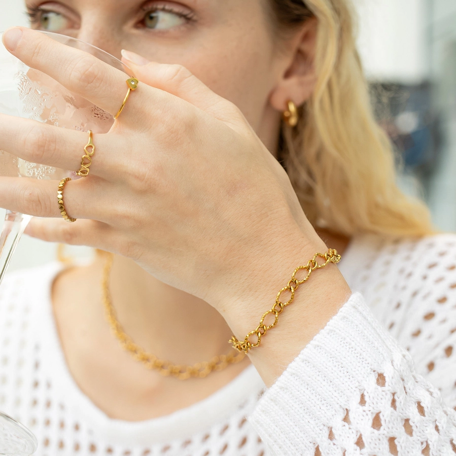 18K auksu padengta nerūdijančio plieno ovali grandinėlės apyrankė su tekstūra