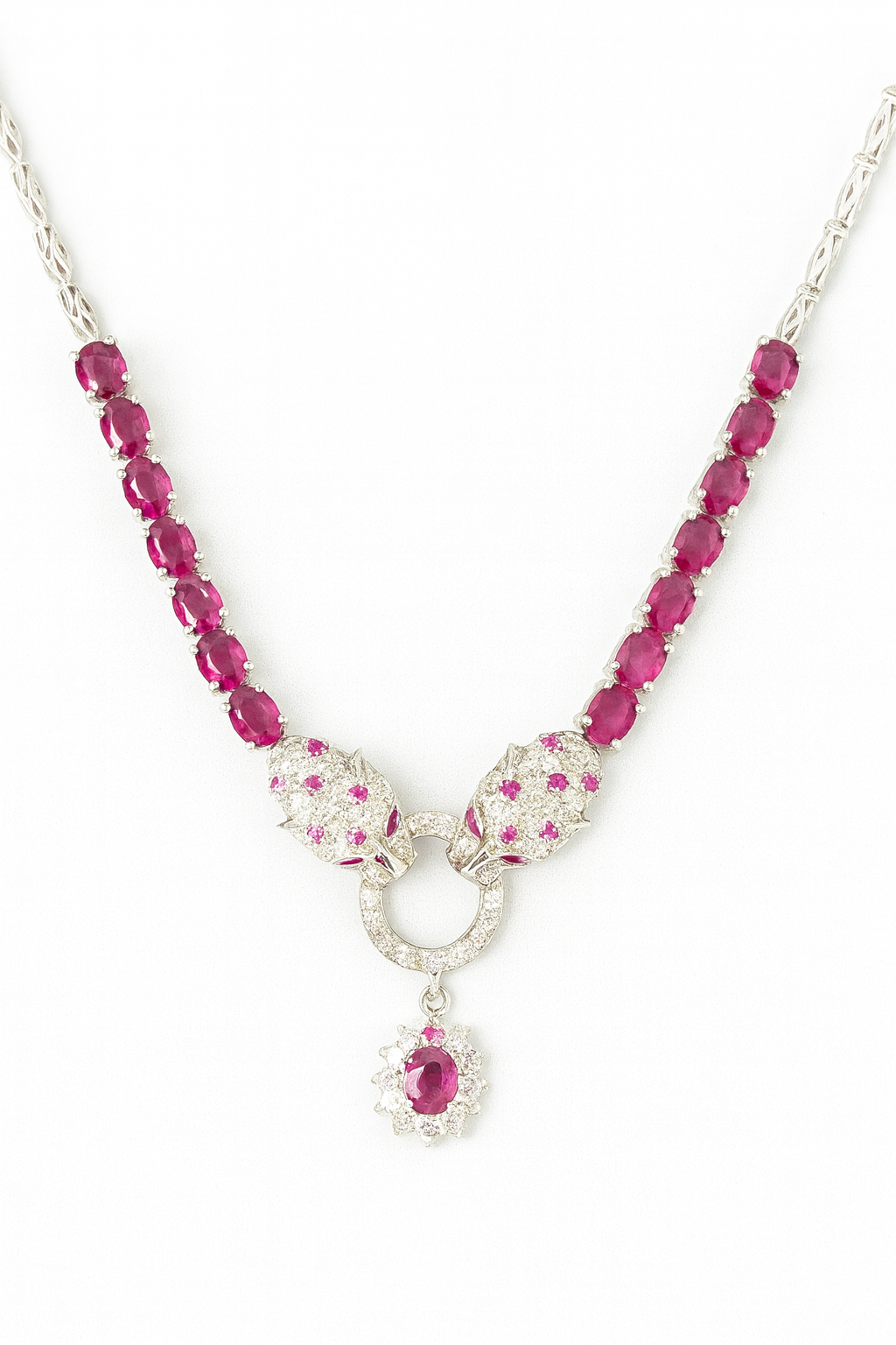 สร้อยคอเพชรประดับทับทิม