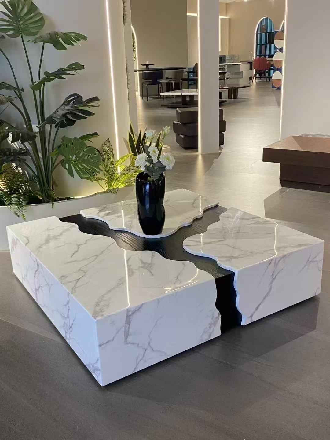 Table basse design en marbre