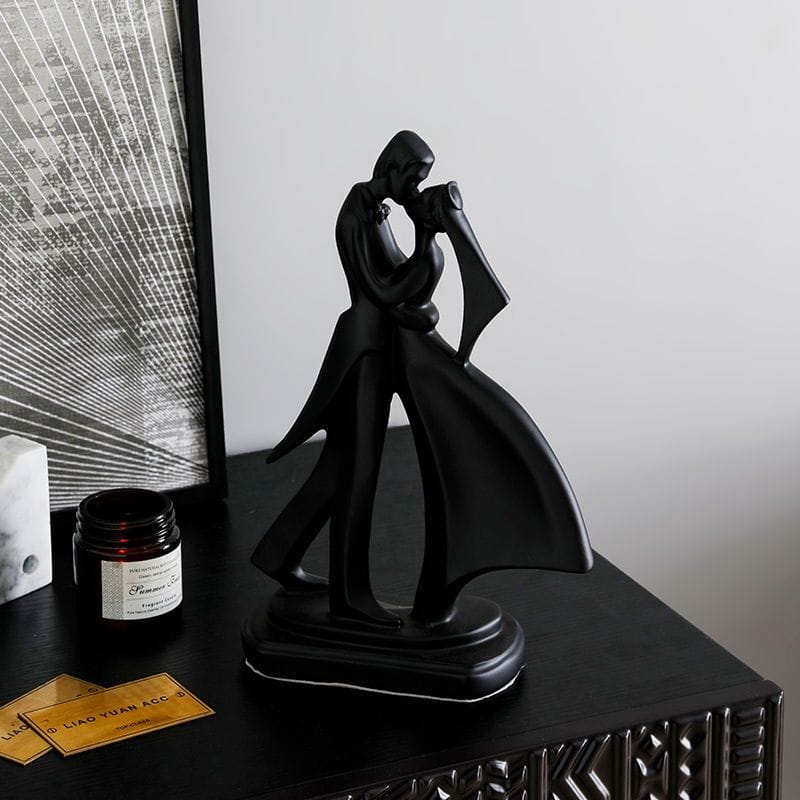 Statue Couple Étreinte