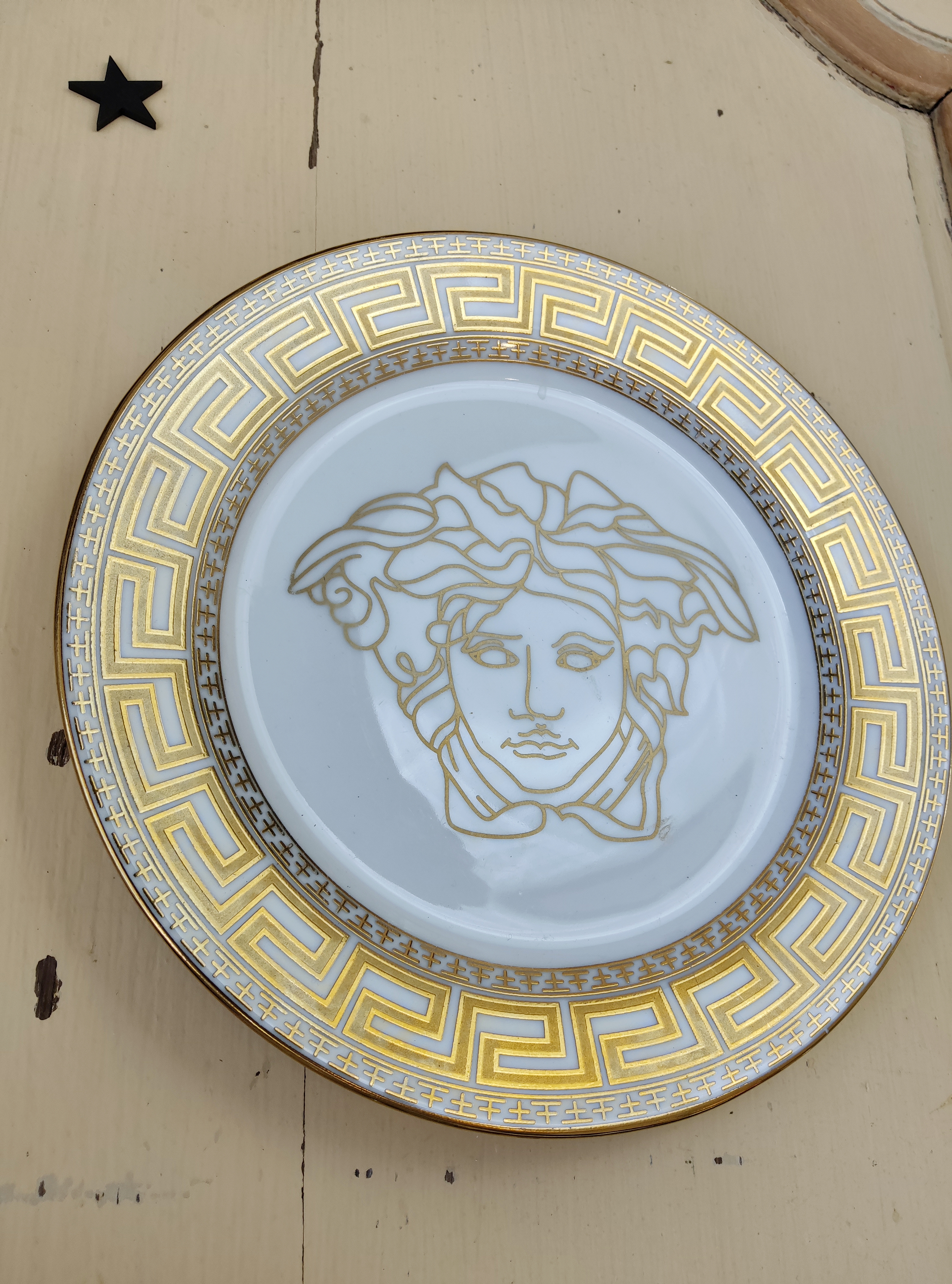 Assiette Versace. Edition limitée 