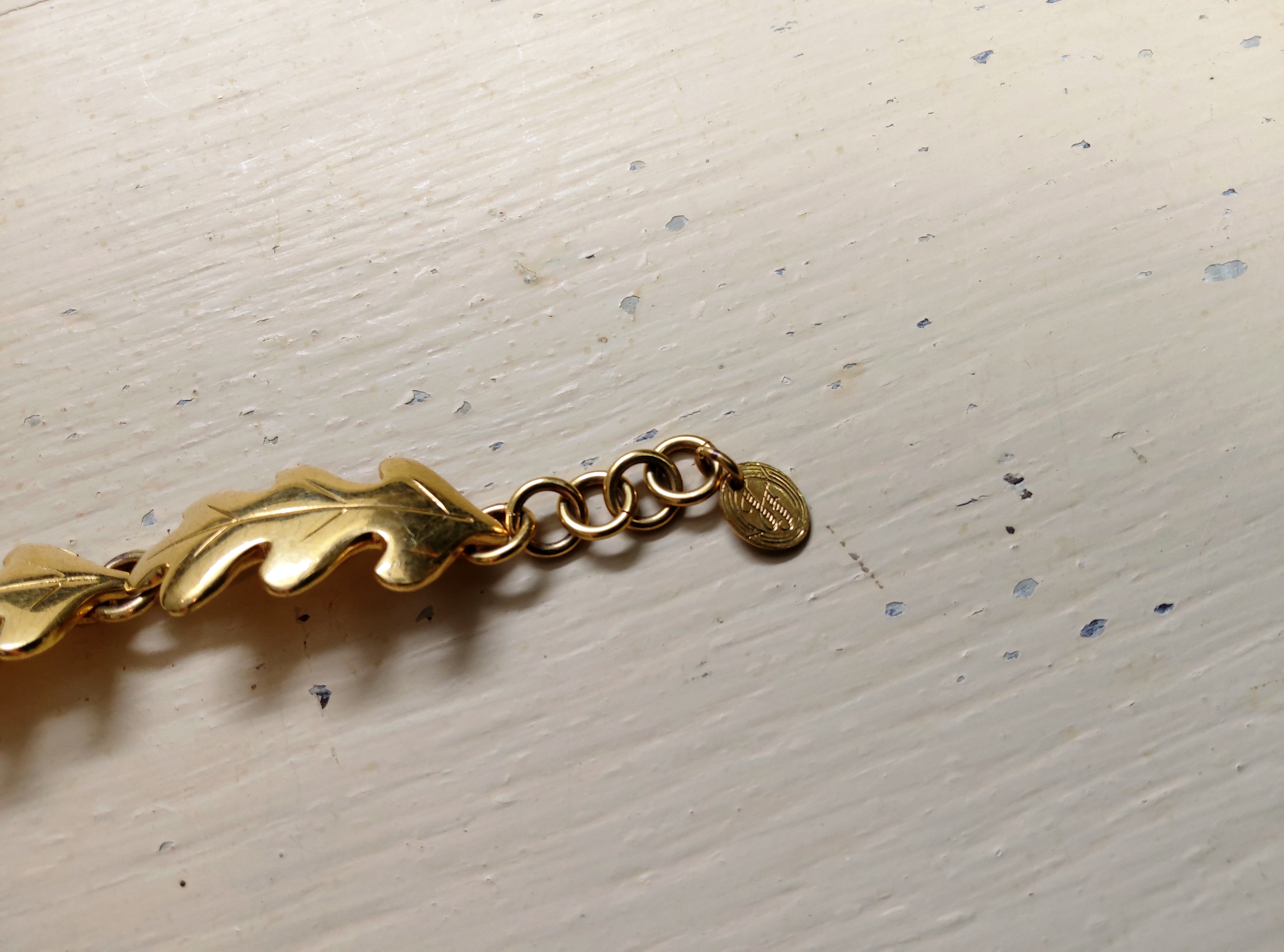 Bracelet vintage feuilles de chêne Inès de la Fressange vers 1990