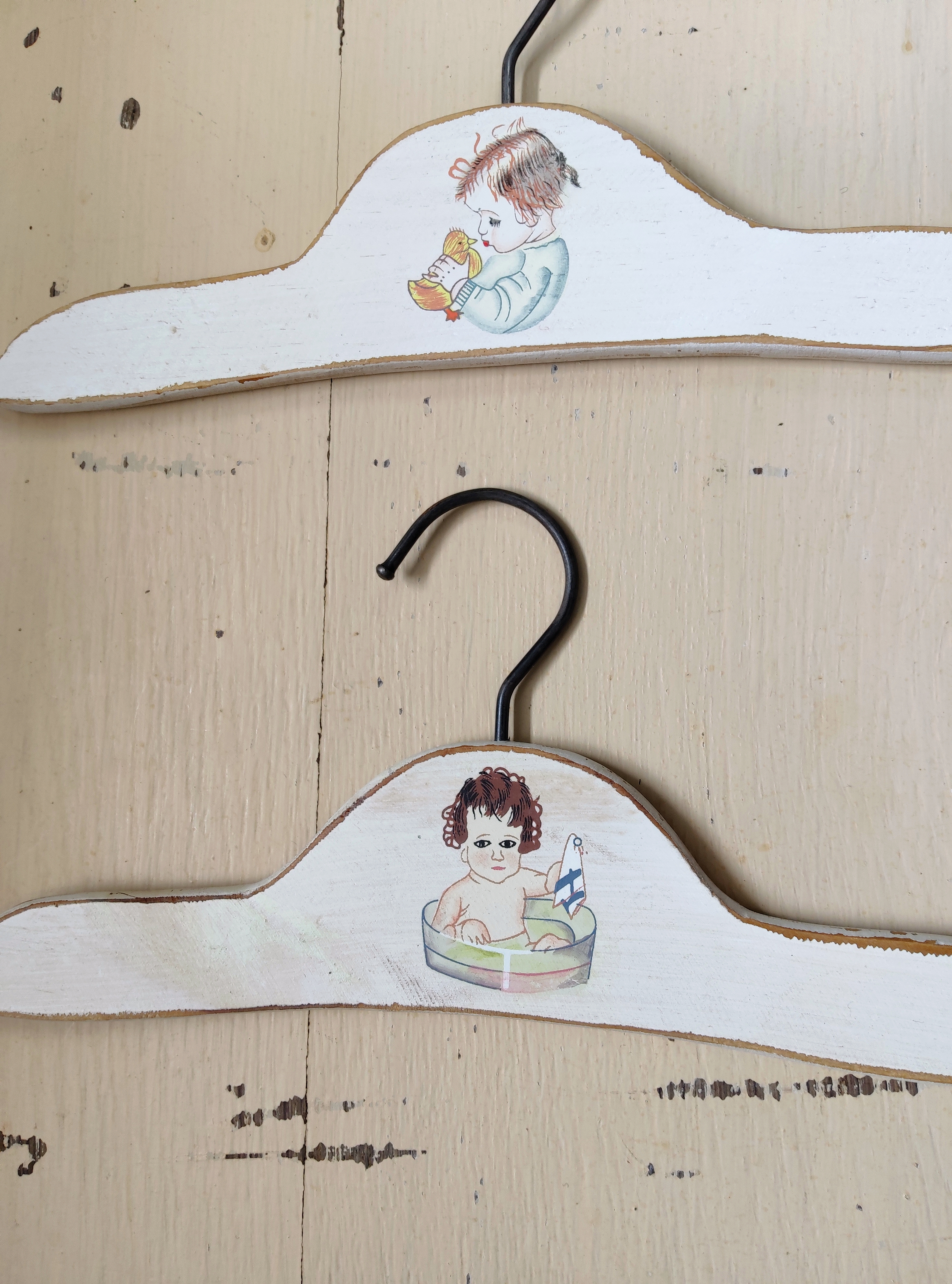 Lot 3 petits Cintres pour enfants vintages