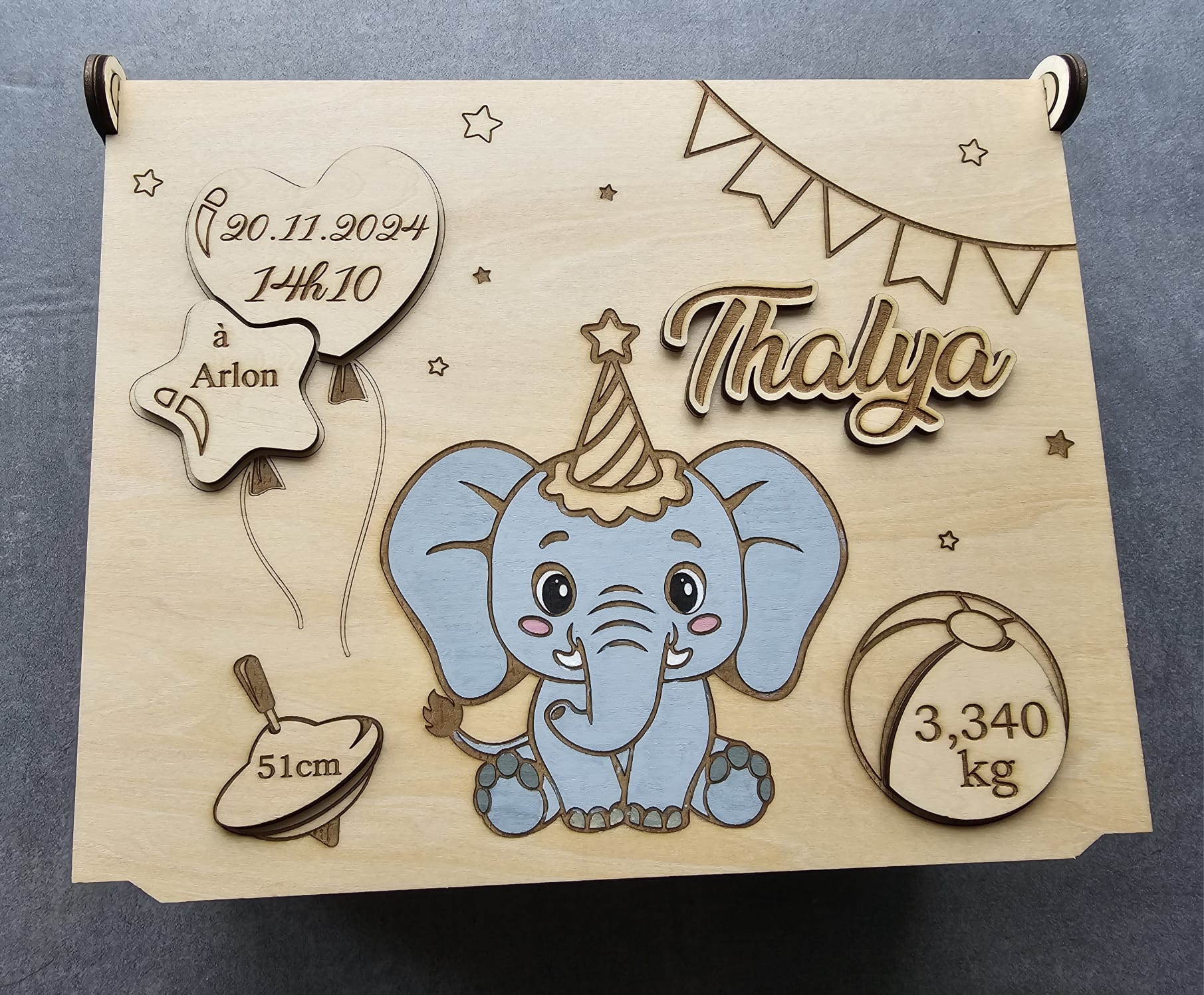 Coffret naissance sur mesure peint 