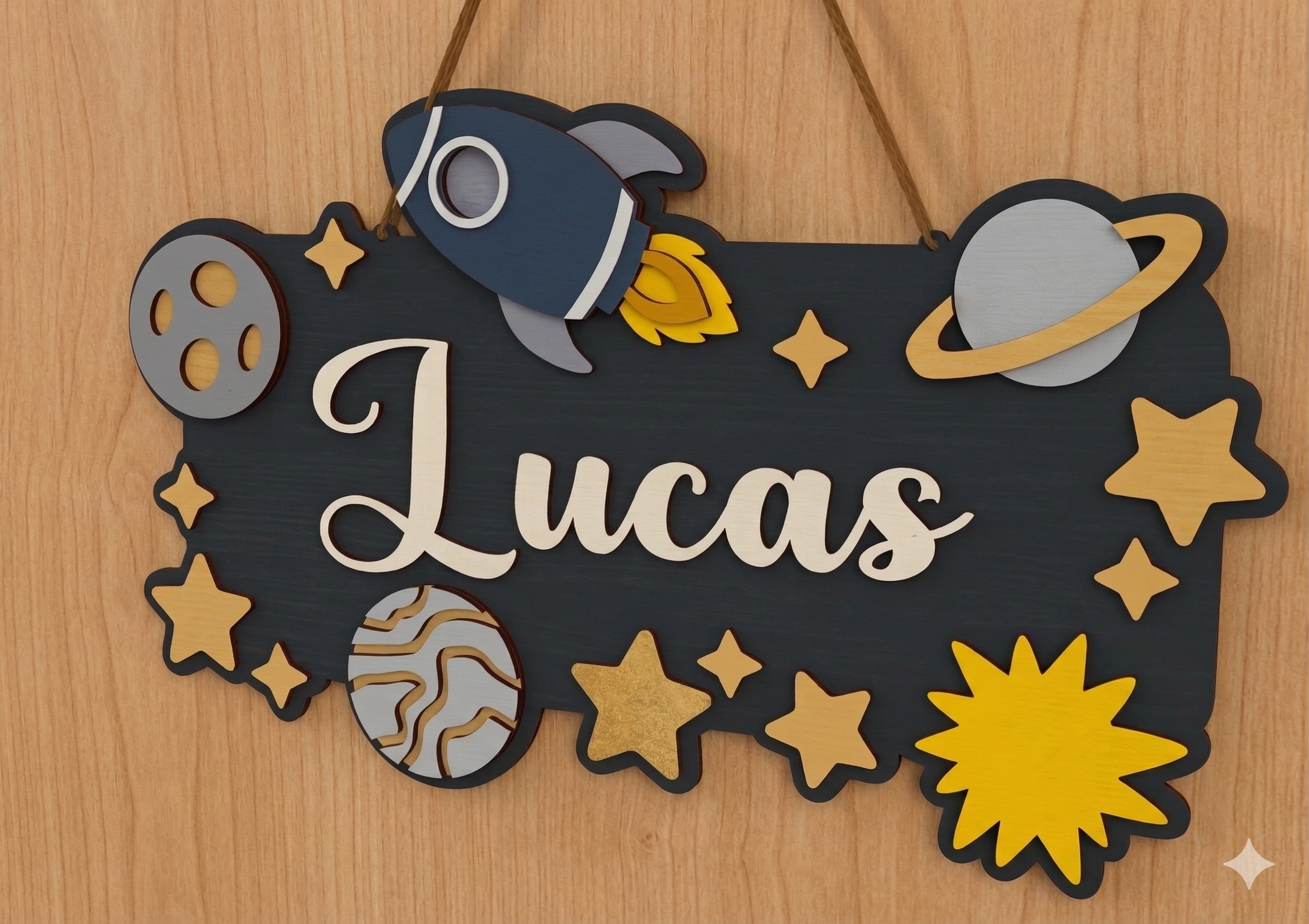 Une touche unique pour sa chambre - Porte-prénom personnalisé