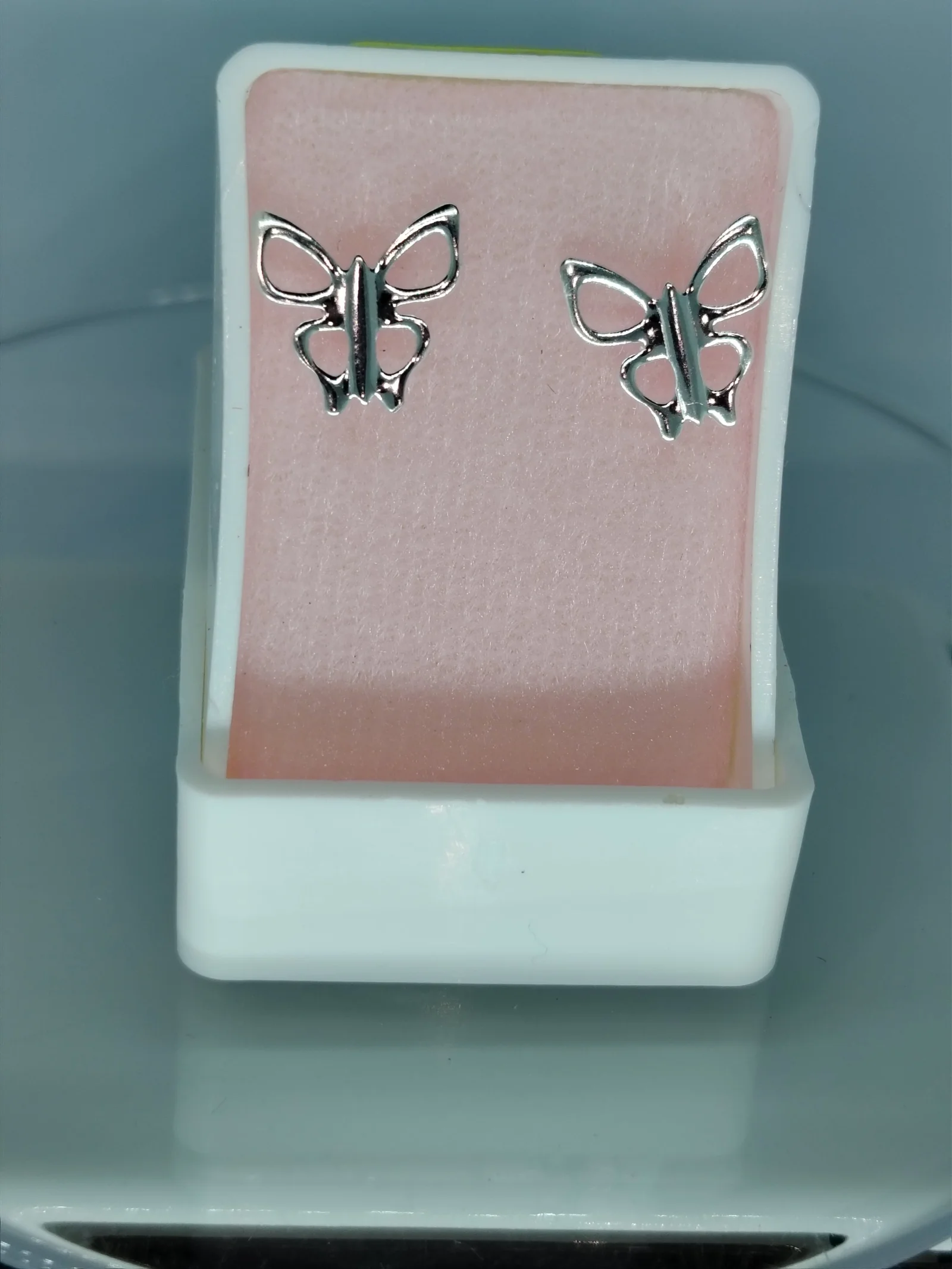 Aretes de mariposa