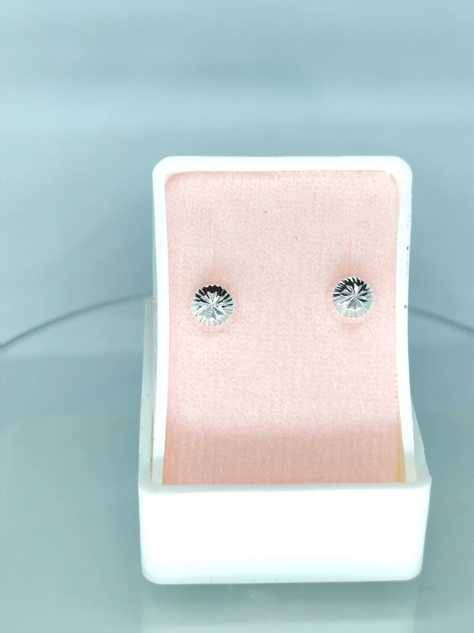 Aretes de plata con bolita hongo chico