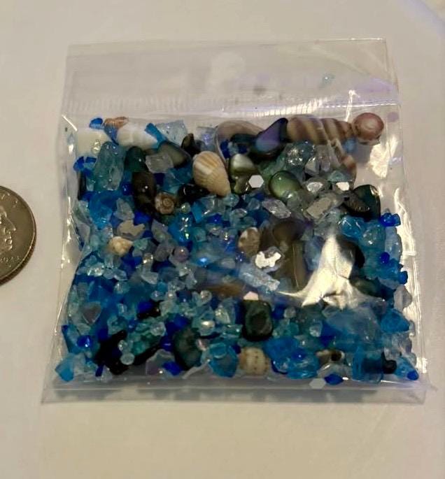 Seaglass Mix for Crafts, Sea glass / Sea Shell Blend, shell ornaments Resin art