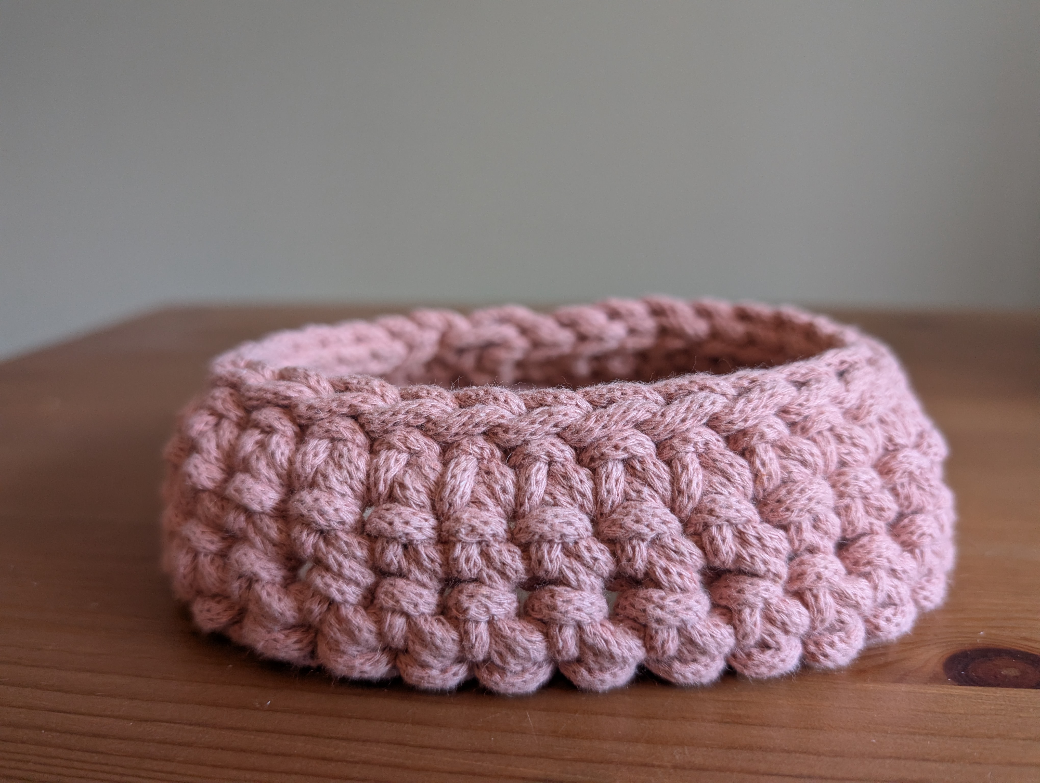 Ensemble - Plateau et panier déco et rangement rose