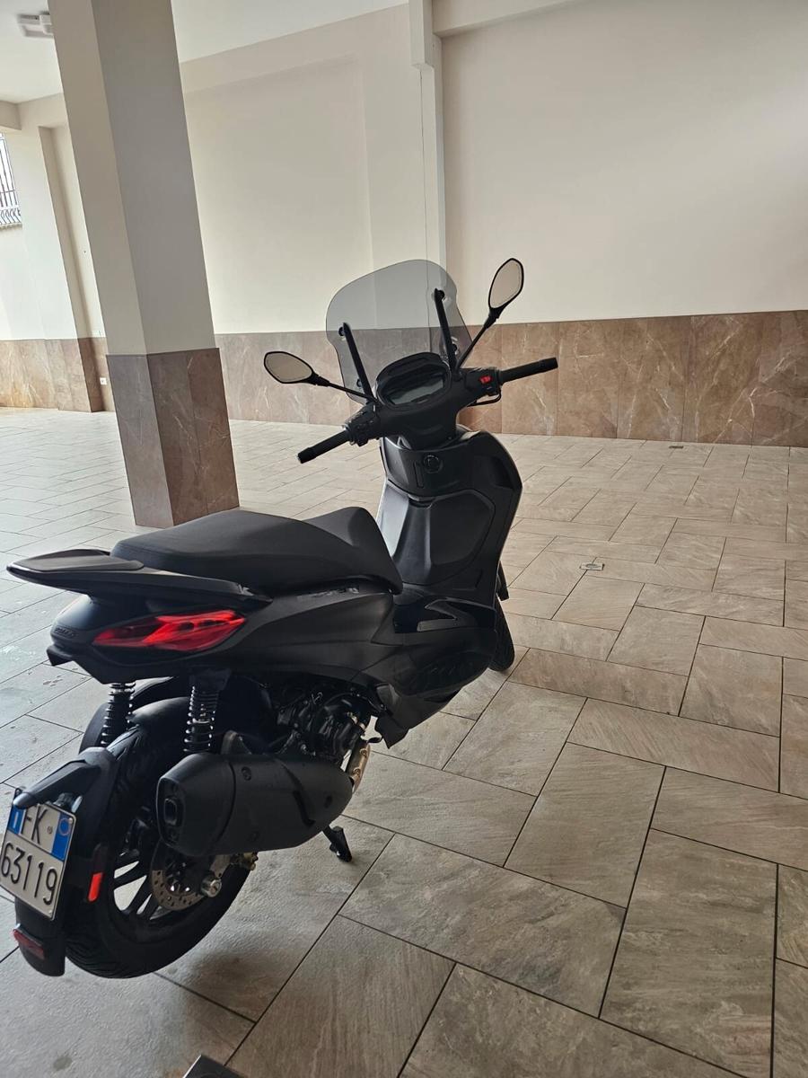 Piaggio Beverly 300 DEEP