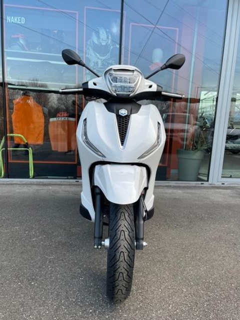 Piaggio Beverly 300