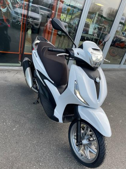 Piaggio Beverly 300