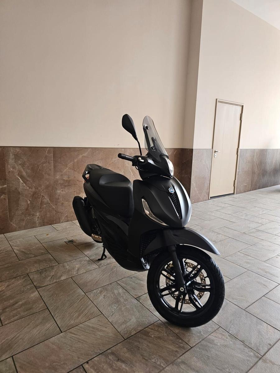 Piaggio Beverly 300 DEEP