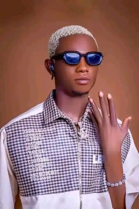 Fashionable Checkered Jacket