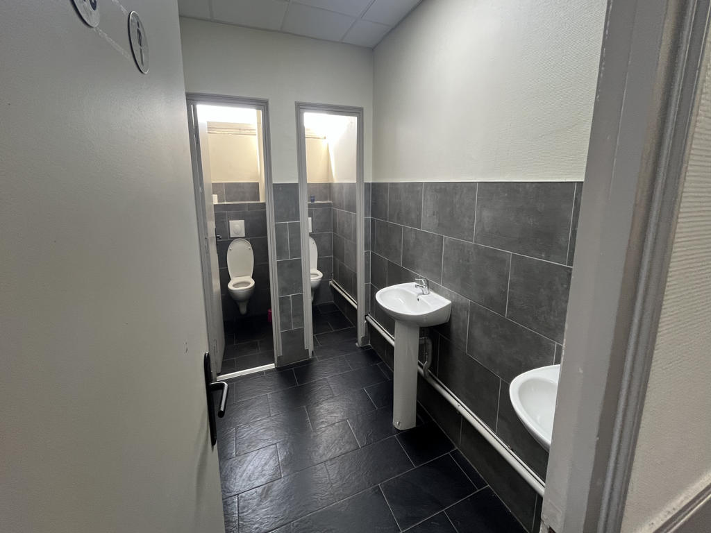 Bureau 20 m² · La Courneuve 93120 · Quartier Waldeck Rochet