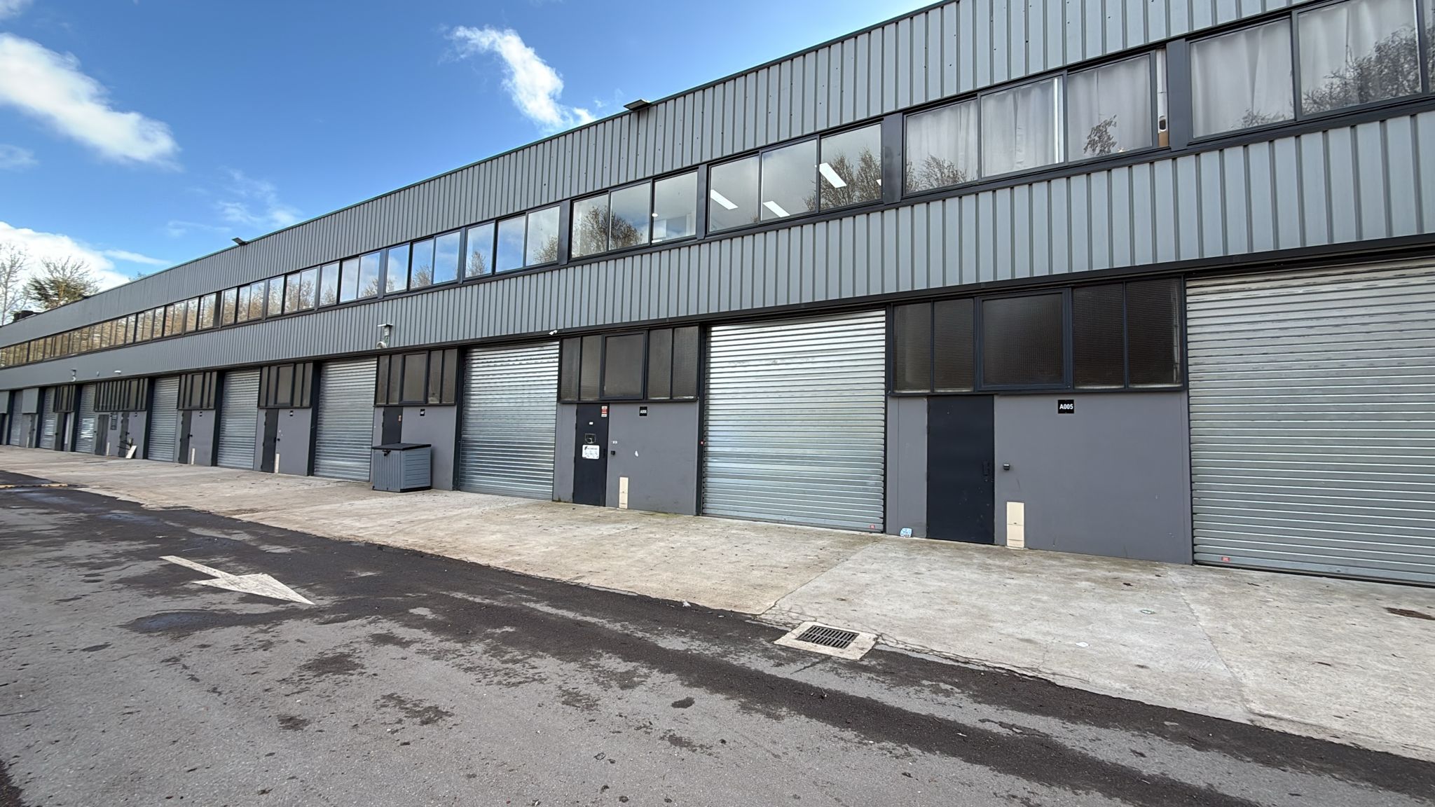 Open space de 280 m² · Noisy-le-Grand 93160 · Quartier Richardets